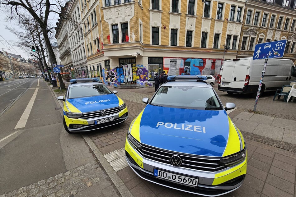 Die Polizei kam am Dienstagmorgen in Leipzig-Connewitz zum Einsatz.