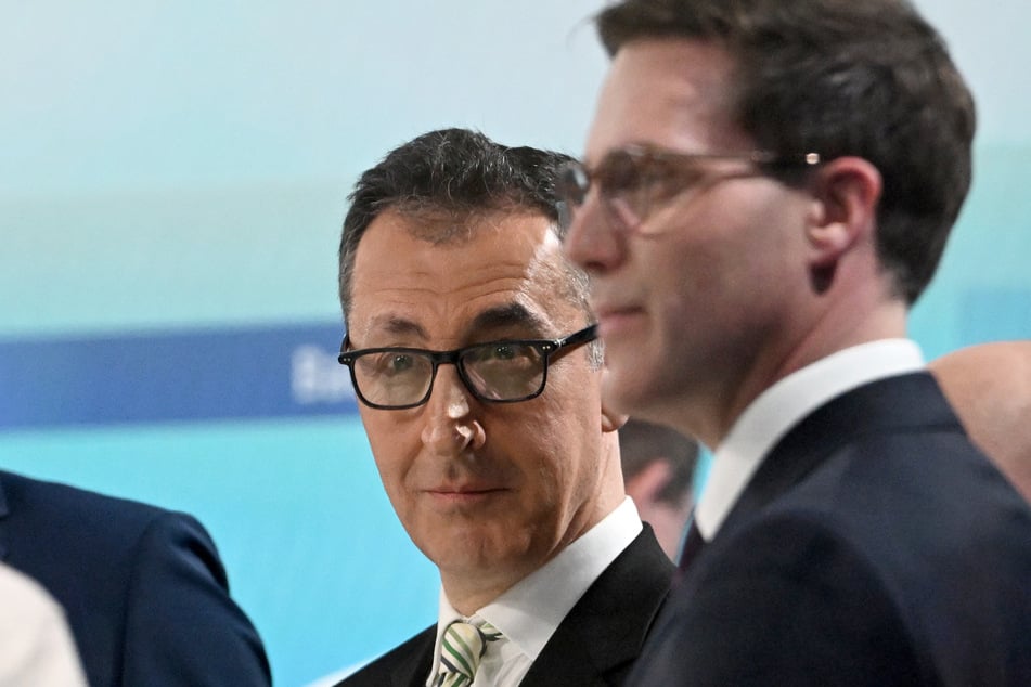 BW-Wahl: Großteil der Wahlkreise ausgezählt - Grüne nur 0,6 Prozentpunkte vorn