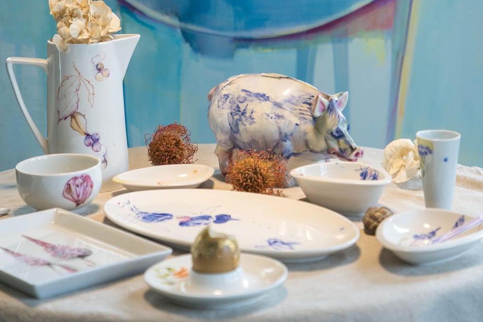 Auch der Porzellanmalerei ist Peggy Berger treu geblieben.