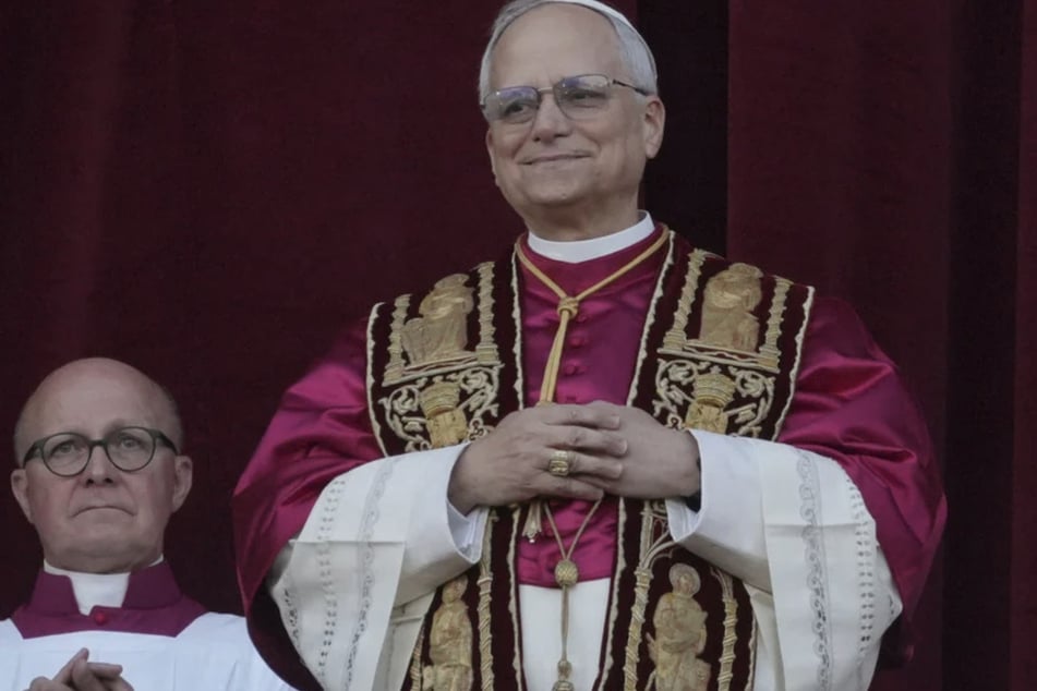 Der neu gewählte Papst Leo XIV. (69).