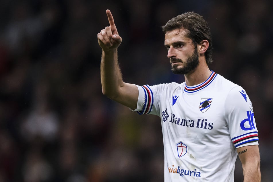 In seiner Laufbahn spielte Marios Oikonomou (†33) unter anderem für den FC Bologna, AEK Athen und den FC Kopenhagen. Zwei Jahre nach seinem Karriereende starb er nun an den Folgen eines Unfalls.