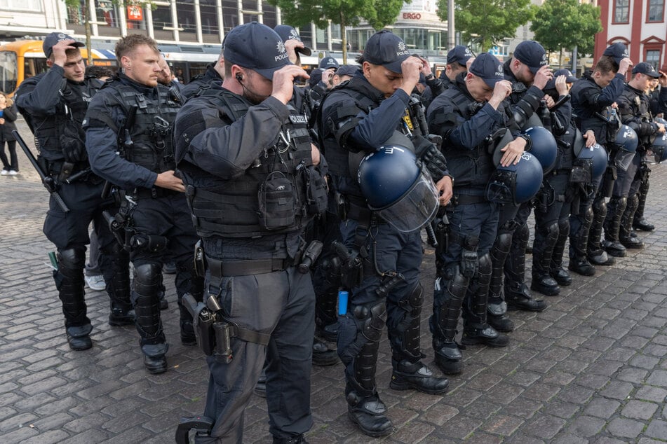 Messerattacke: Messerattacke in Mannheim: Bundesweiter Trauerflor und Schweigeminute für getöteten Polizisten