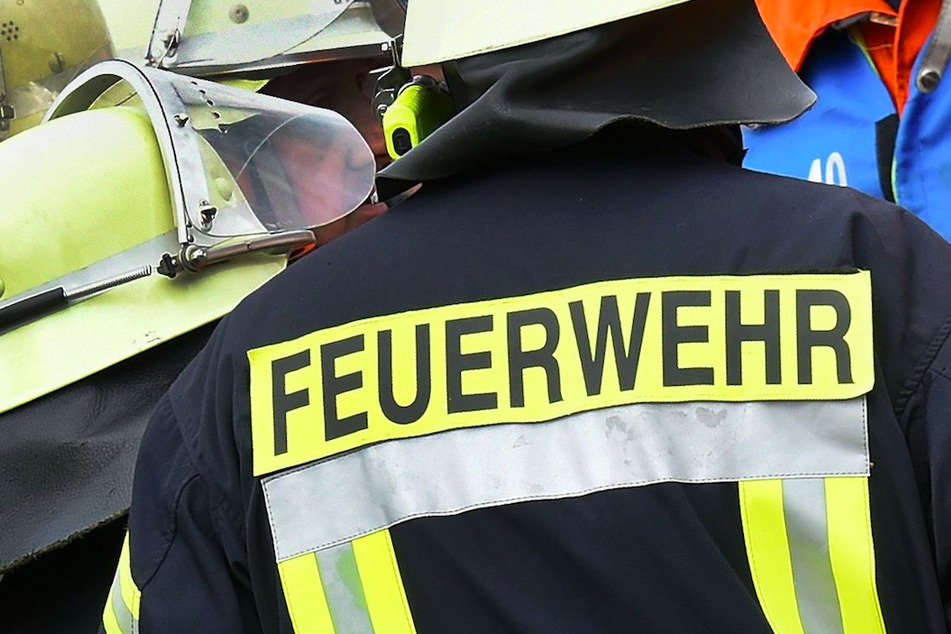 Feuer auf Golfplatz zerstört Ausrüstung und Fahrzeuge: 150.000 Euro Schaden