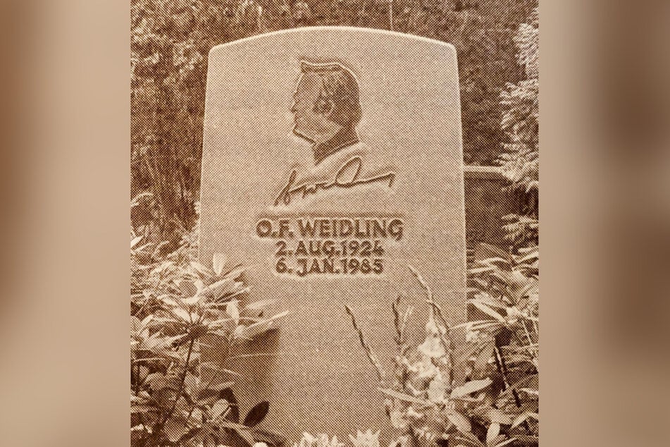 Das Grab von O.F. Weidling auf dem Dresdner Heidefriedhof.