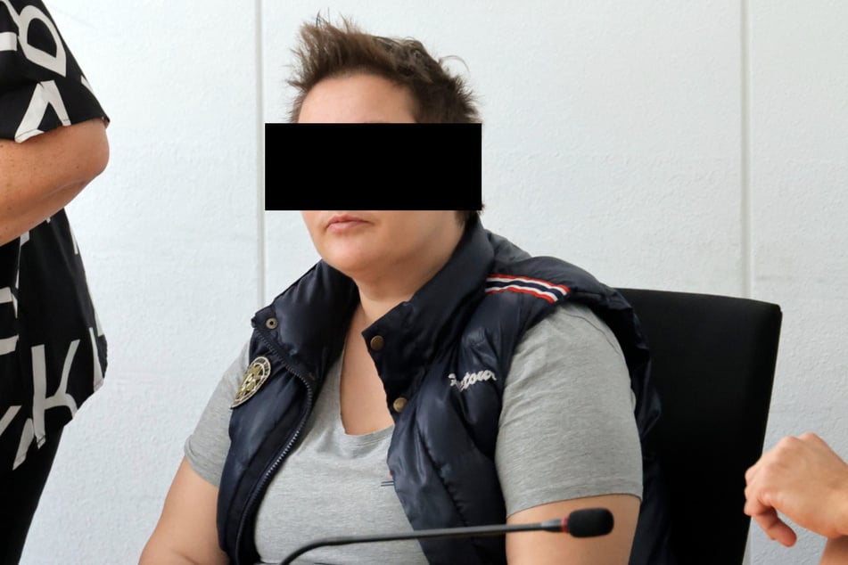 Emily F. (41) muss dauerhaft in die Psychiatrie.