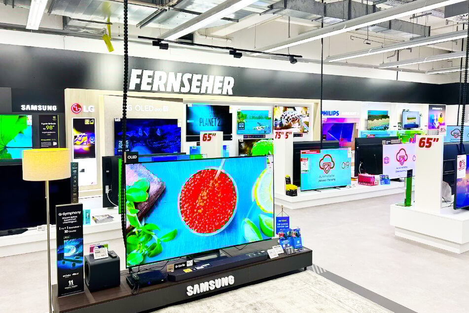 Zur großen Neueröffnung nach Umbau gibt's bei MediaMarkt hunderte Sonderangebote.