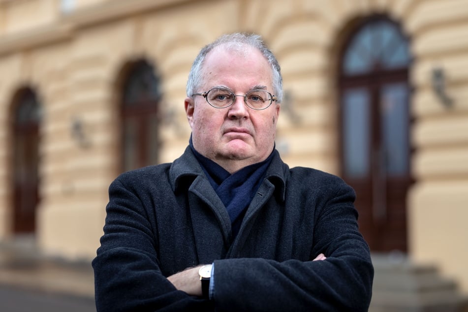 Ingolf Huhn, Intendant am Eduard-von-Winterstein-Theater in Annaberg-Buchholz, zweifelt an der baldigen Wiedereröffnung.