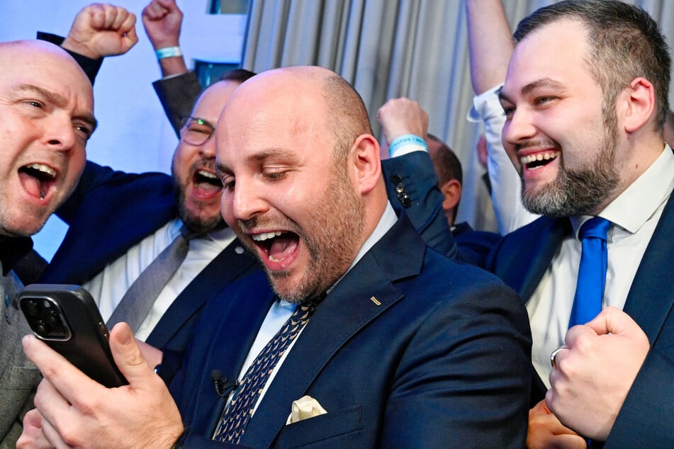 Markus Frohnmaier (35, AfD, Mitte) sorgte dafür, dass die AfD ihr Ergebnis mehr als verdoppeln konnte.