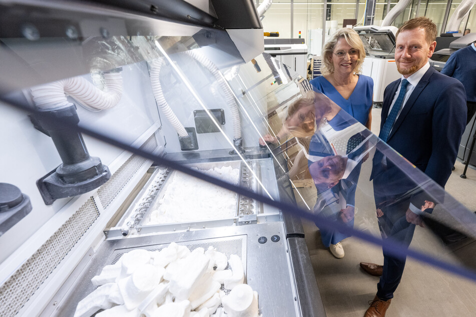 "Gläserne Fabrik" für 3-D-Druck in Leipzig eröffnet