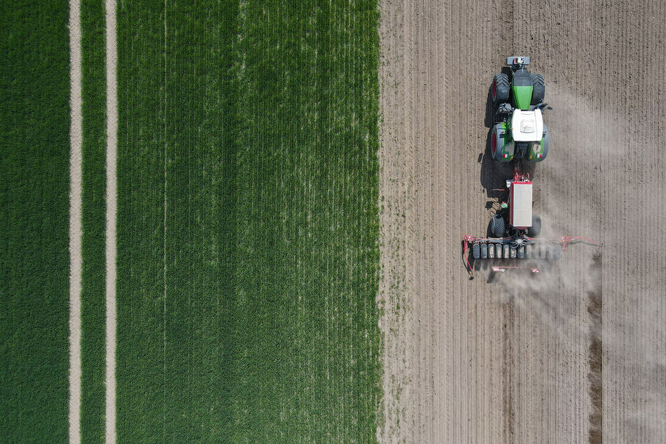 Nasse Felder in Thüringen: Frühjahrsaussaat kommt erst langsam in Gang