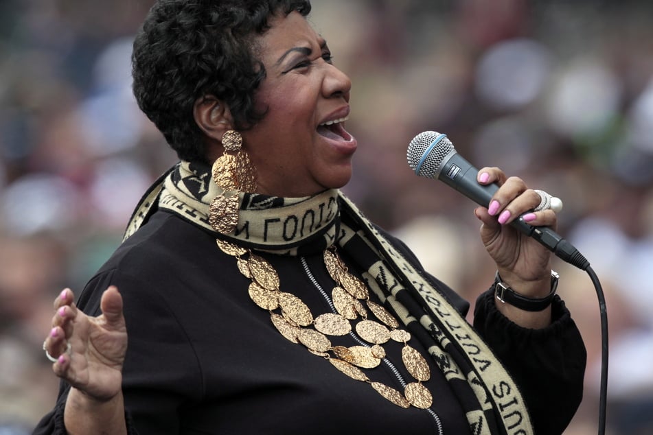 Die US-Soulsängerin Aretha Franklin (†76) ist vom "Rolling Stone" zur besten Sängerin aller Zeiten ernannt worden.