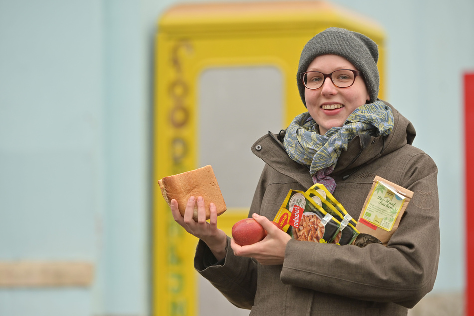 Maren Troschke (25) gehört zu den Initiatoren des Foodsharing in Chemnitz. An fünf Orten können Lebensmittel geteilt werden.