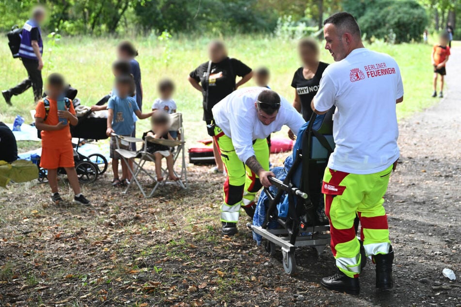 Der Rettungsdienst musste mehrere verletzte Kinder versorgen.