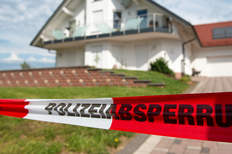 Das Foto zeigt den Tatort: Das Wohnhaus von Walter Lübcke im Landkreis Kassel.