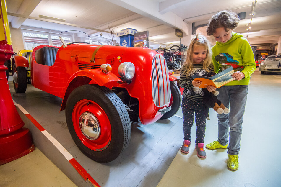 Käthe Krüger (5) und Thure Eichholz (9) gefällt das neue Heft.