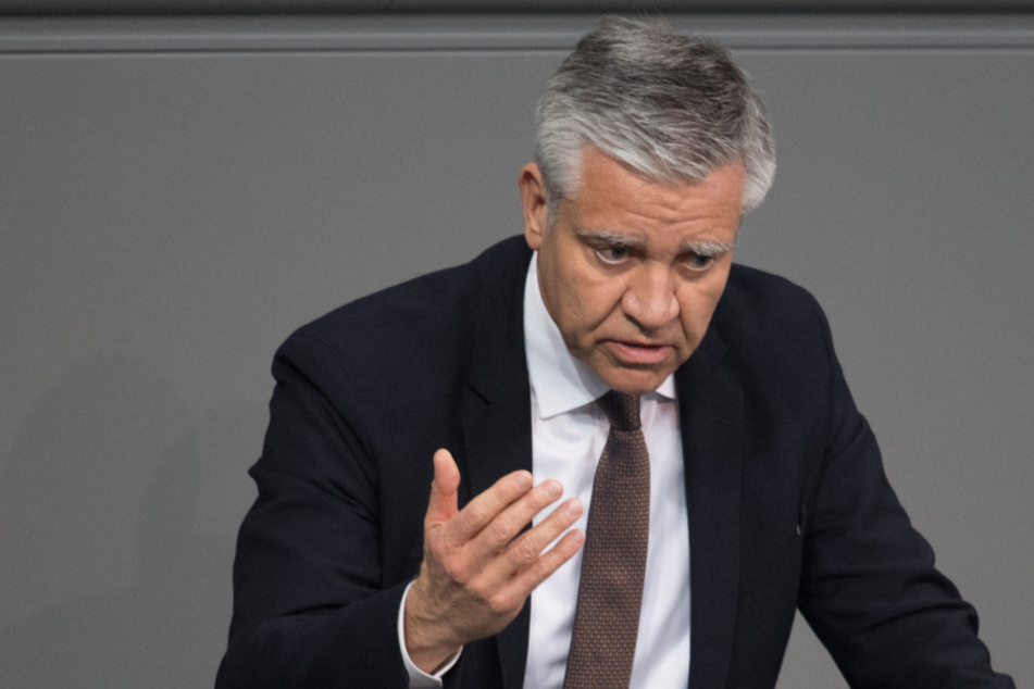 Frank Steffel (54, CDU) spricht auf der 150. Sitzung des Bundestages. (Archivbild)