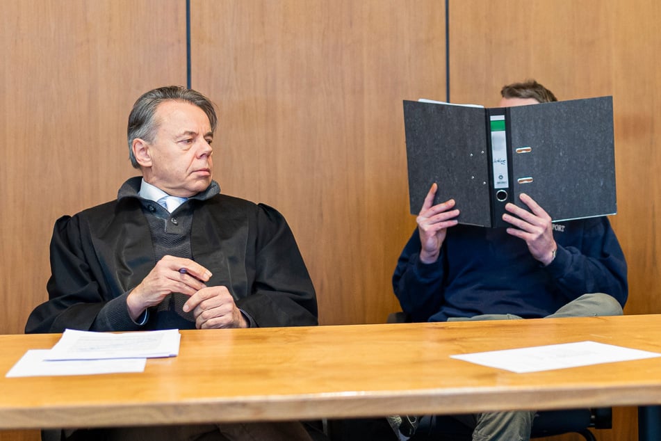 Landwirt erschlägt Ex-Partnerin mit Eisenrohr: So lange muss er in den Knast