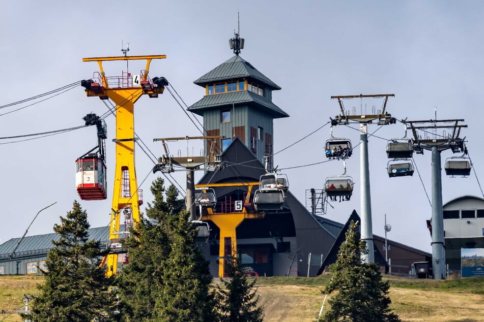 Die Tourismusbranche am Fichtelberg hofft auf die Modernisierung des Skigebietes.