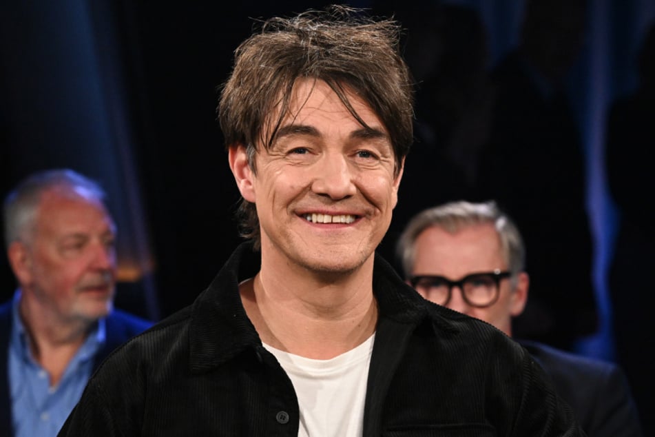 Parodist Matze Knop (51) war am Freitagabend in der "NDR Talk Show" zu Gast. Er sprach unter anderem über sein "Dankbarkeitstagebuch".