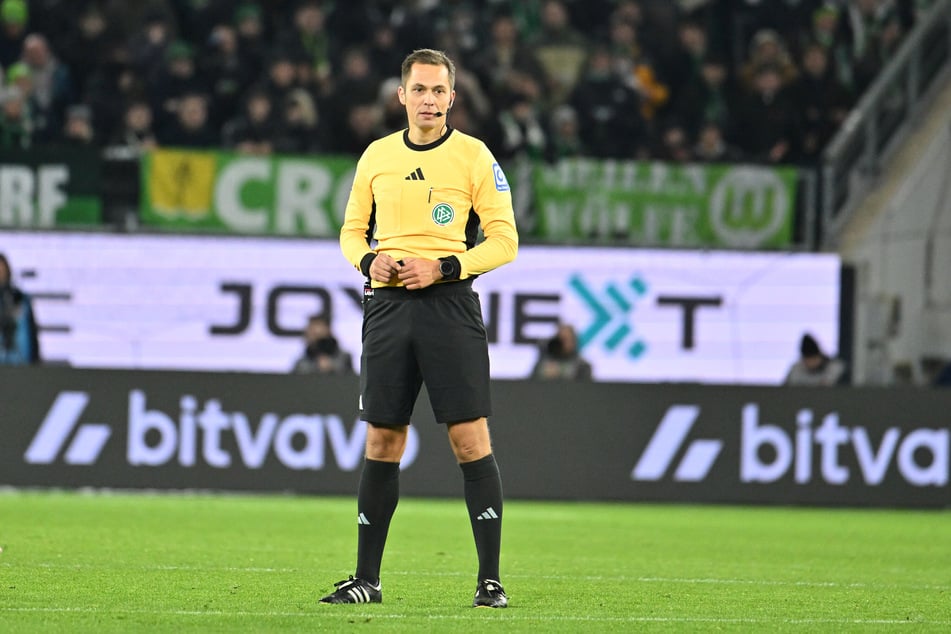 Robert Hartmann (46) leitete diese Saison elfmal Bundesliga, am Sonntag ist er in der 3. Liga gefragt.