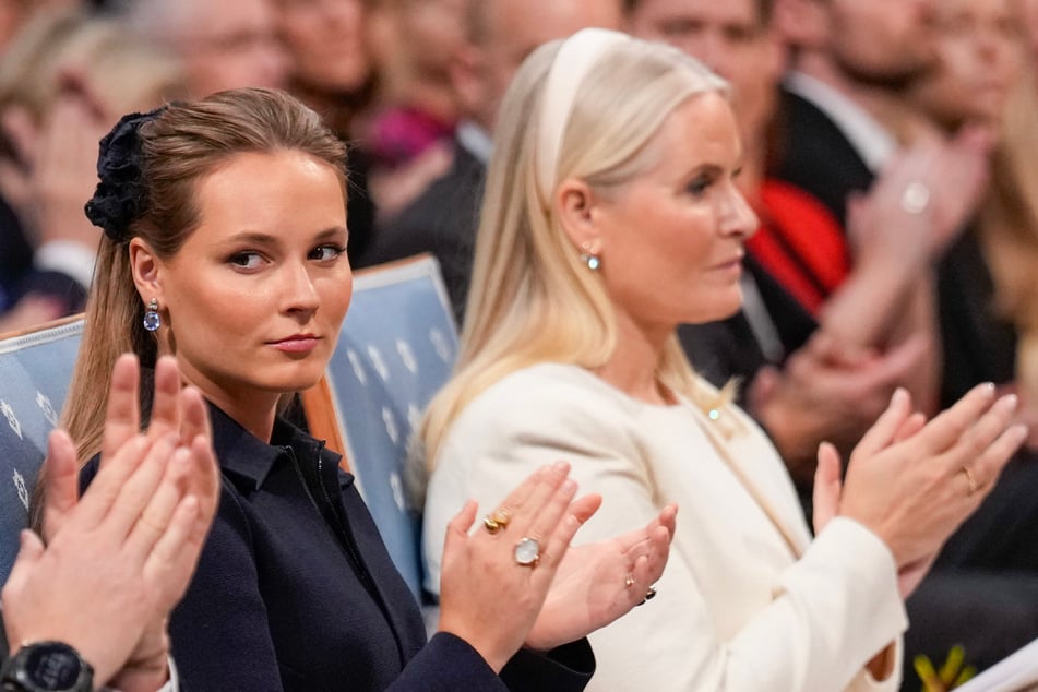 Mette-Marits Zustand "deutlich verschlechtert": Tochter eilt nach Hause