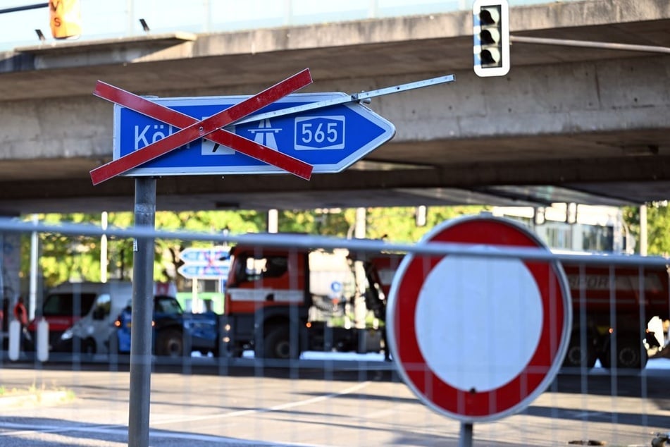 Marode A565-Brücke bei Bonn seit Juni gesperrt: Jetzt beginnen die Abrissarbeiten