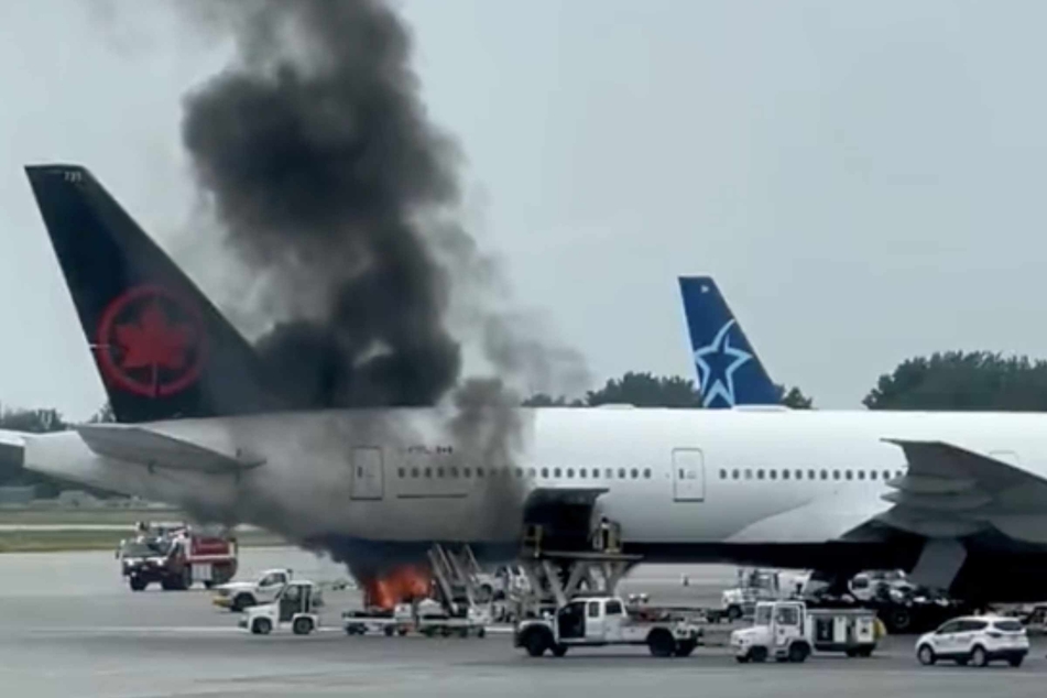 Ein Wassertankwagen unter der Boeing 777 von Air Canada war in Brand geraten.