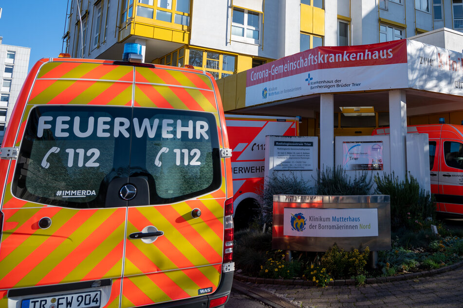 Matratze in Klinik absichtlich angezündet, Station ...