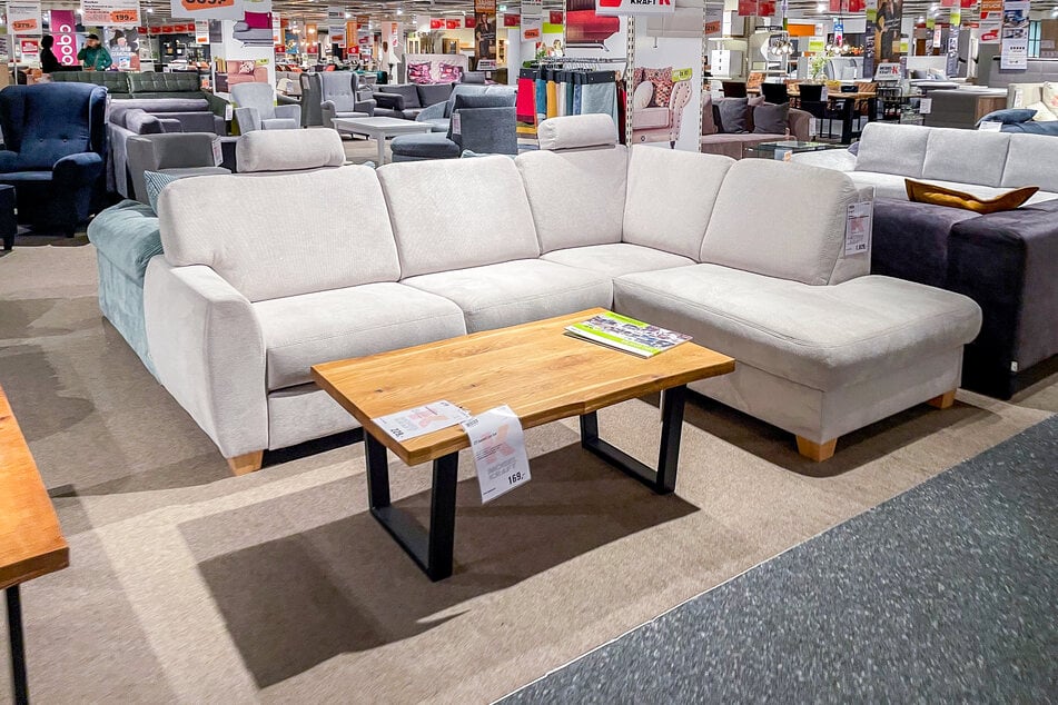 Möbel Kraft öffnet auch am Sonntag (21.12.) mit diesen tollen Angeboten