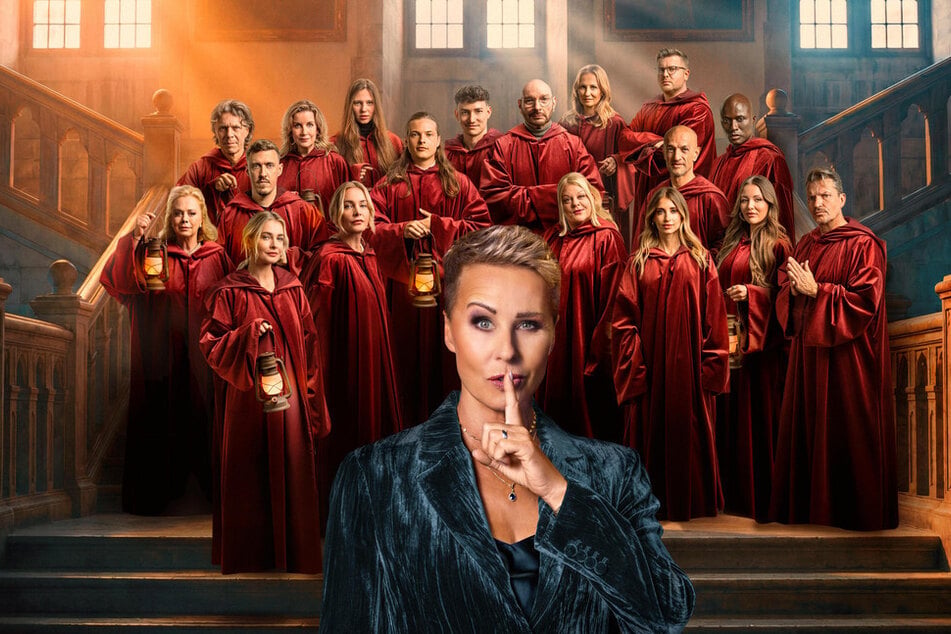 Moderatorin Sonja Zietlow (58) und die Teilnehmer der neuen Staffel.