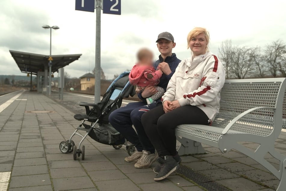 Dominik Ritter lebt bei seiner Schwester Jasmin und will nicht dieselben Fehler machen wie seine Familie.