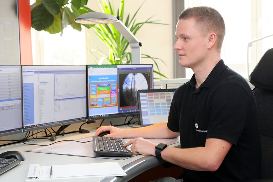 In diesem Job kommt es auf technische Kenntnisse, Erfahrung und selbstständiges Arbeiten an, das weiß auch Herr Pfeffer.