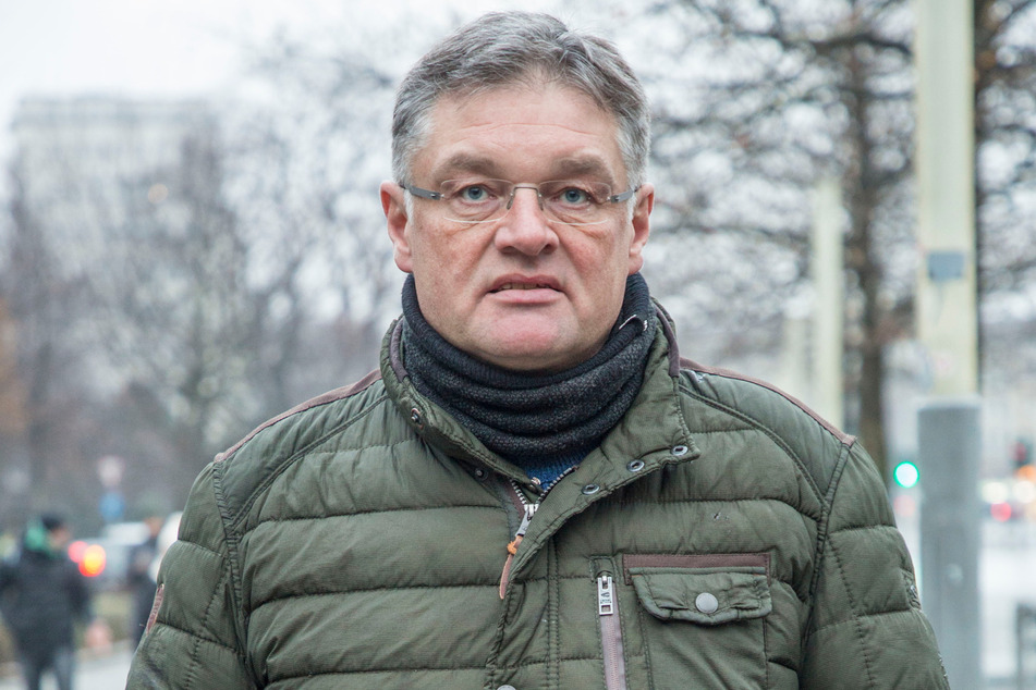 FDP-Chef Holger Zastrow (53) fordert einen Neustart der Verhandlungen.