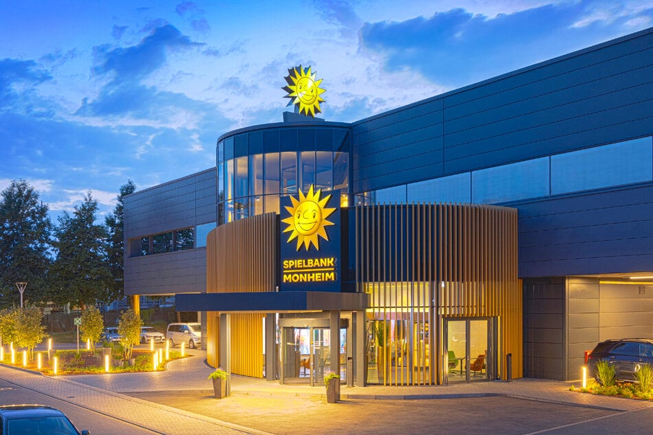 Die Merkur Spielbank Monheim An der Spielbank 1.