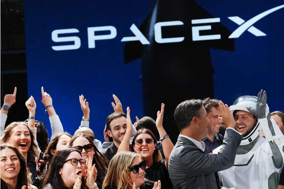 Elon Musk's SpaceX begins to return to earth after soaring debut