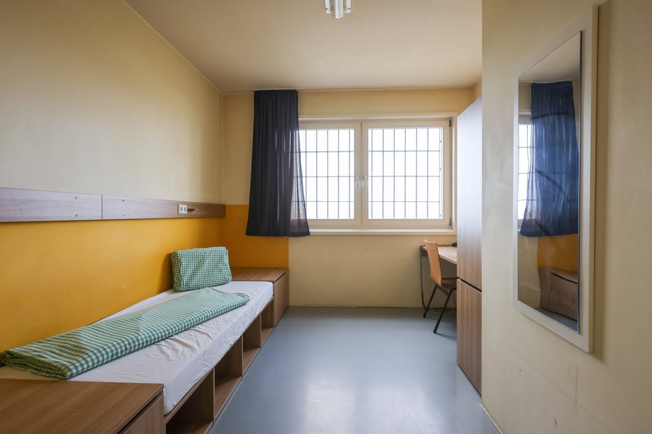 Dem Treiben der Freundin des 23-Jährigen wurde bereits in der vergangenen Woche ein Ende gesetzt. Die 21-Jährige wartet seitdem in der JVA Chemnitz auf ihren Prozess. (Archivfoto)