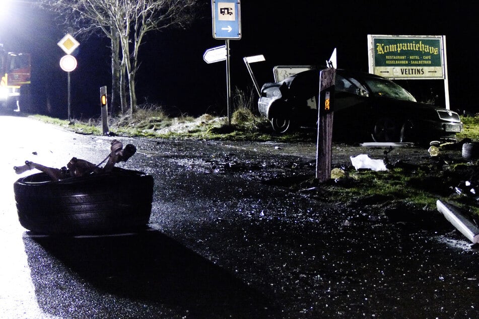 Zwei Tote und zwei Schwerverletzte! Schwerer Frontalcrash im Norden