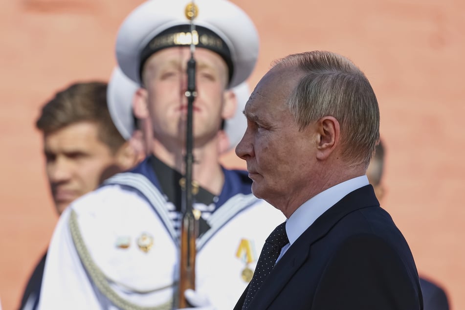 Russlands Präsident Wladimir Putin (72) hat eine weitere Aufrüstung der Marinestreitkräfte angekündigt.