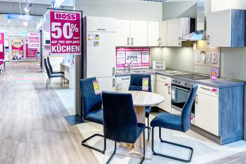 Möbel Boss in Leipzig hat gerade mega Küchen-Angebote.