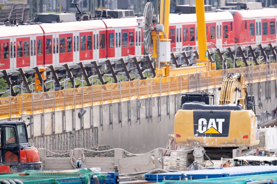 Die zweite S-Bahn-Stammstrecke in München soll für erhebliche Entlastungen sorgen - doch wann ist mit der Fertigstellung zu rechnen?