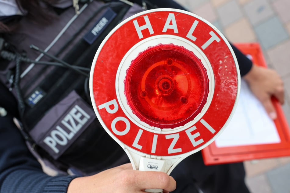 Zwischen dem 17. August und dem 6. September hat die Polizei vor Sachsens Grundschulen verstärkt nach Rasern Ausschau gehalten. (Symbolfoto)