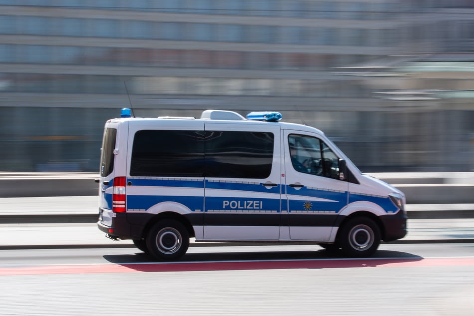 Sachsens Polizei bittet die Bevölkerung um Mithilfe. (Symbolbild)