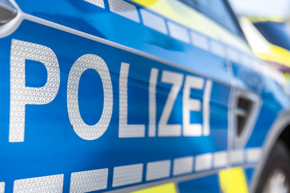 Weil der verletzte 36-Jährige keine gültige Fahrerlaubnis hatte, ermittelt nun die Polizei (Symbolbild).