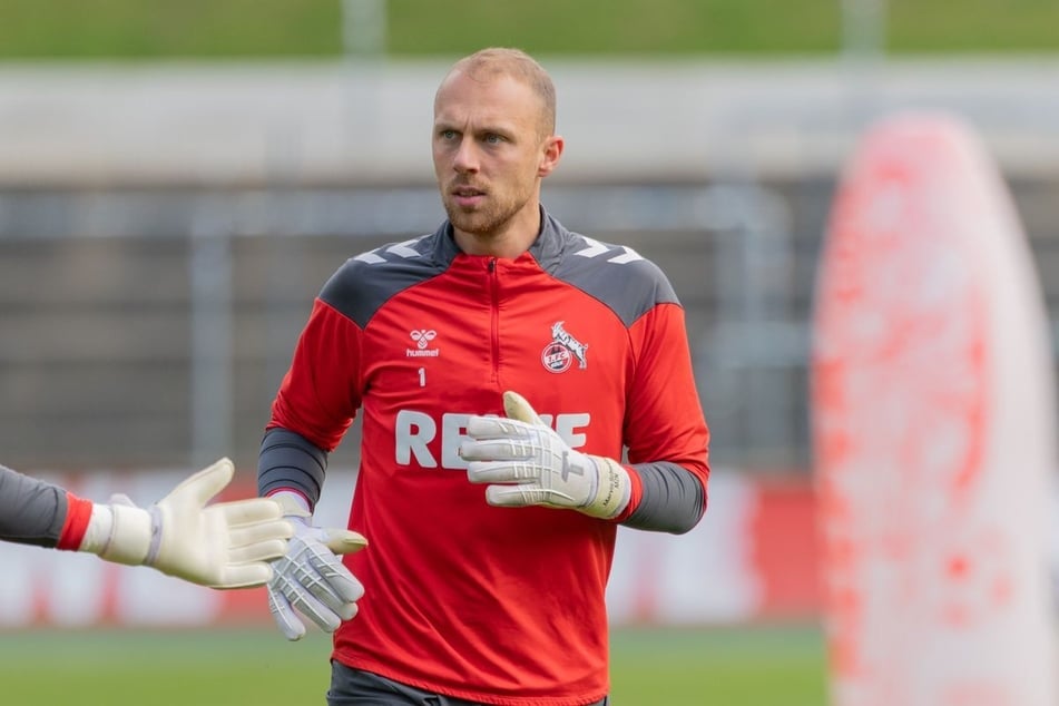 Zieler soll hinter Stammtorhüter Marvin Schwäbe (30) die etatmäßige Nummer zwei im Tor der Geißböcke werden.