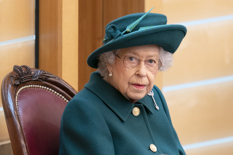 Die Queen (95) wird ihrem Sohn sicherlich kein Geld zur Verfügung stellen.