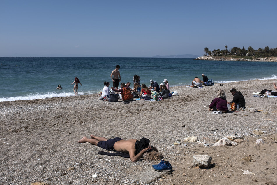 Urlauber aus den anderen EU-Staaten werden ab 14. Mai ohne Quarantänepflicht nach Griechenland reisen und Urlaub machen können.