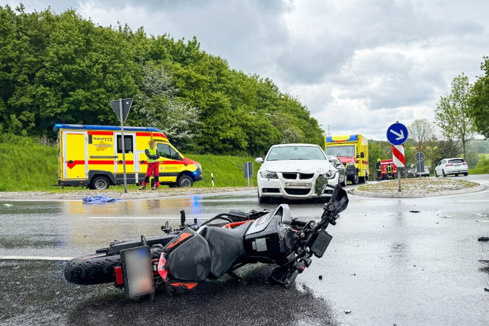 Der BMW-Fahrer missachtete die Vorfahrtsregelung an der Kreuzung.