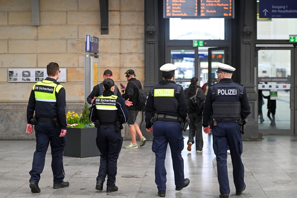 Sowohl die Bundespolizei als auch die Mitarbeiter der DB-Sicherheit hatten am Freitag alle Hände voll zu tun.