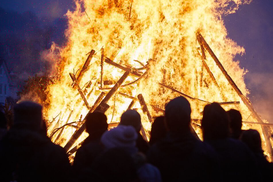 Hier finden in Magdeburg und Umgebung Osterfeuer statt