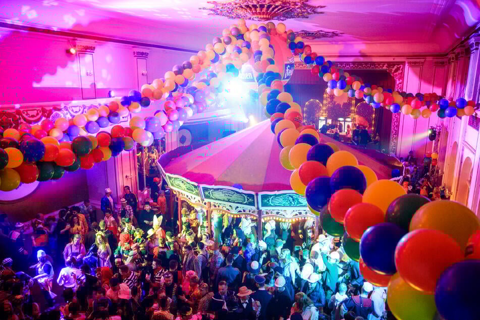 Wer ist bereit für den Fasching Affenzirkus am 17. Februar im Parkhotel?